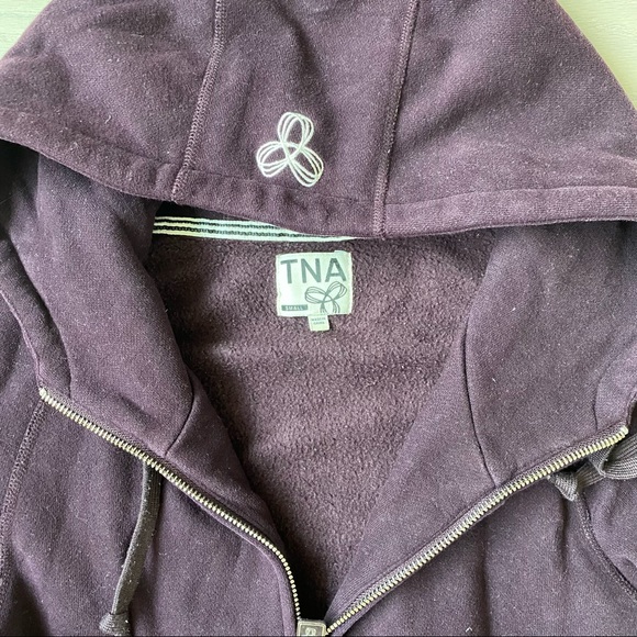 TNA Long Dark Purple Zipped Jacket Hoodie in Small - Picture 3 of 8